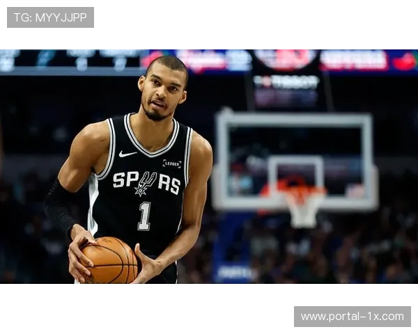 马刺138-125轻取独行侠,新星卡斯尔狂轰40分12篮板12助攻 马刺138-125轻取独行侠,新星卡斯尔狂轰40分12篮板12助攻